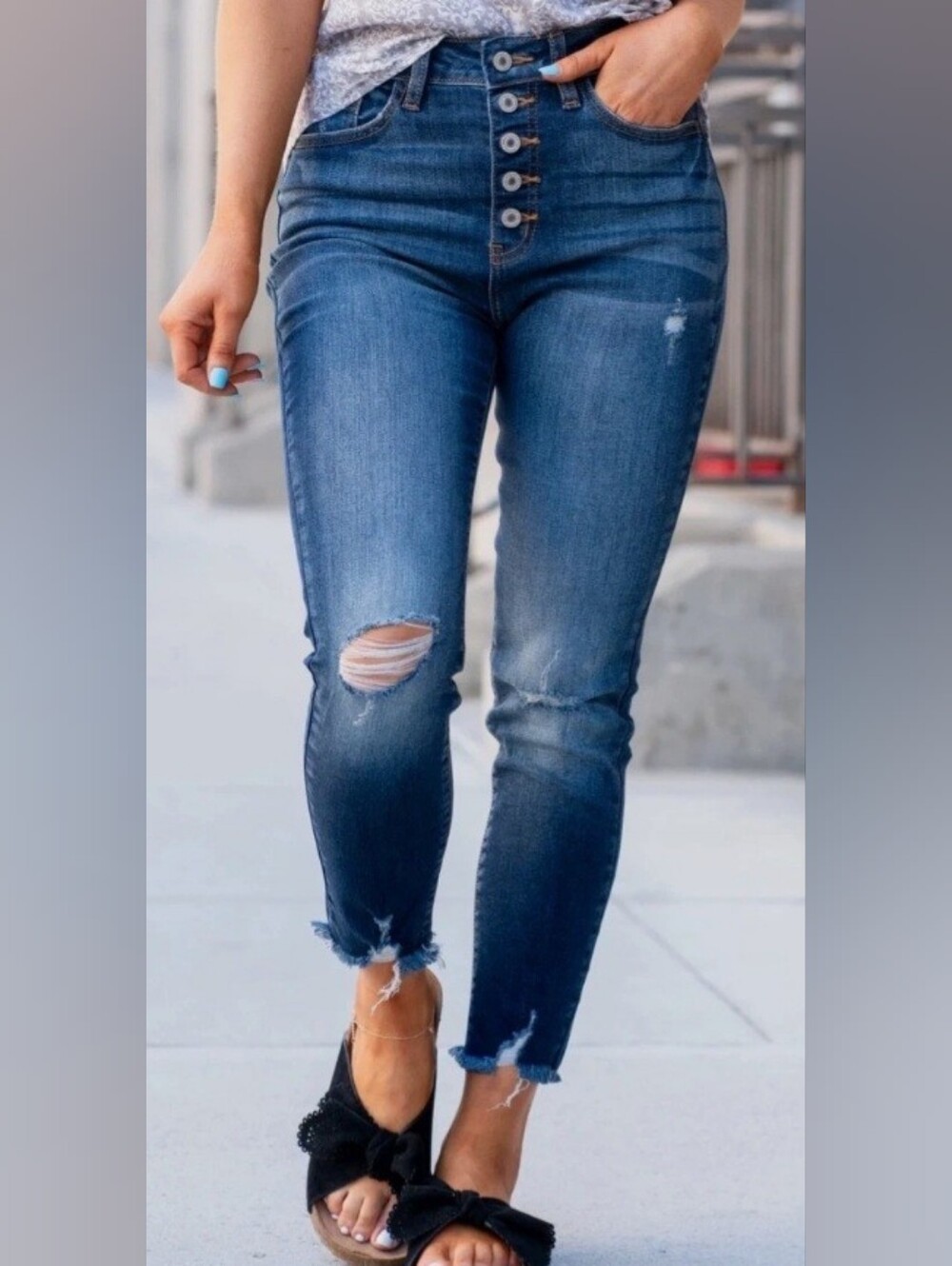 Kancan High Rise Button Fly Distressed Skinny Jeans